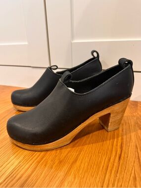 No. 6 by Sven Leather Clog Black Mules size 39 NEW